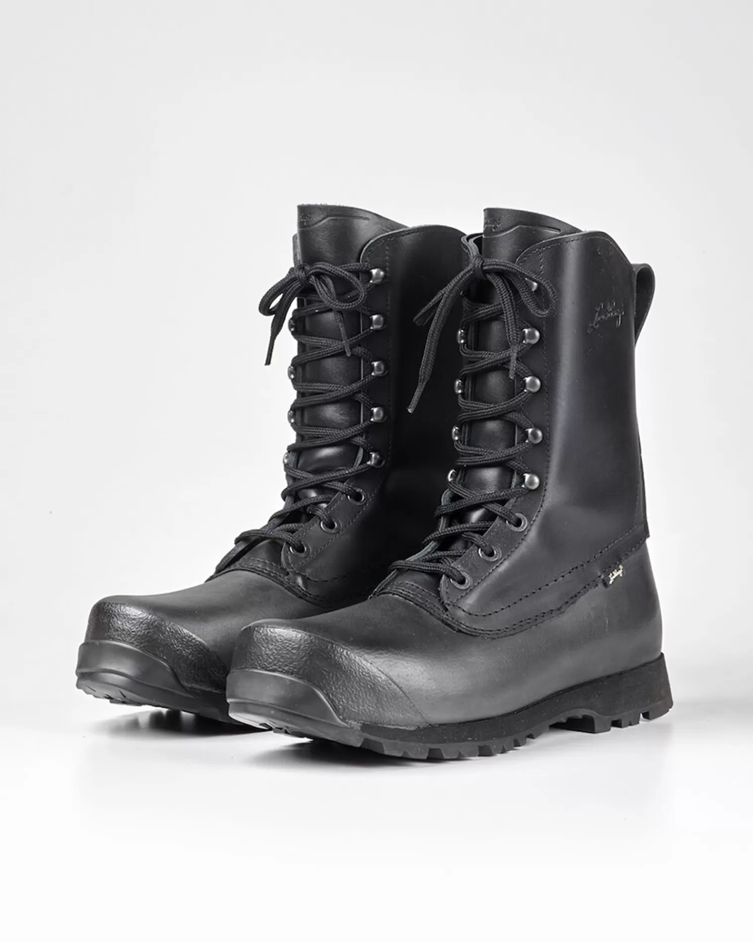 Shop Lundhags Forest II Black
